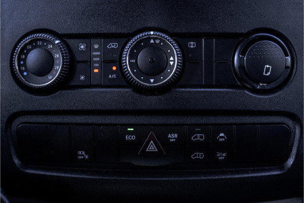 Mercedes-Benz Sprinter 311 CDI | L2H2 | Euro 6 | Volledig ingericht | Oprijplaat | Camera | Airco