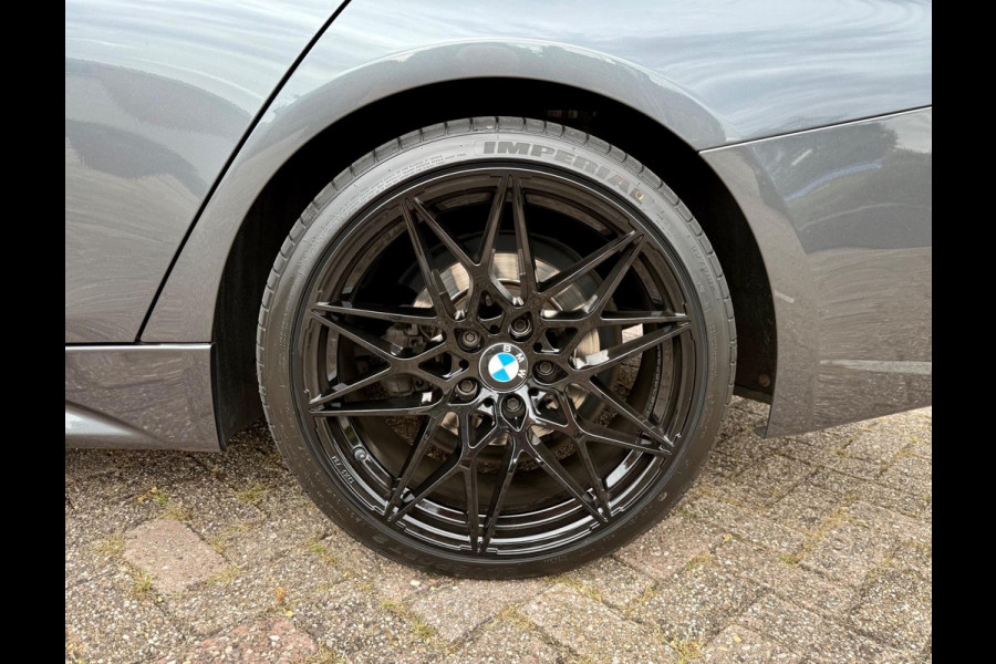 BMW 3 Serie Touring 320i M-Sport, Panorama (NL-auto NAP)
