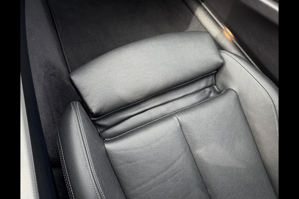 BMW 3 Serie Touring 320i M-Sport, Panorama (NL-auto NAP)
