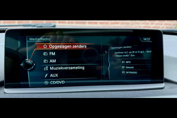 BMW 3 Serie Touring 320i M-Sport, Panorama (NL-auto NAP)