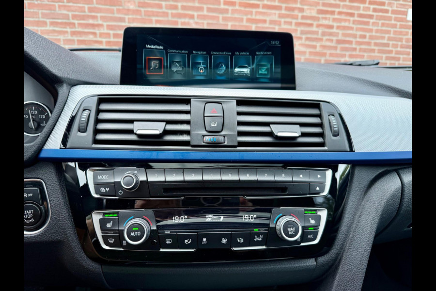 BMW 3 Serie Touring 320i M-Sport, Panorama (NL-auto NAP)