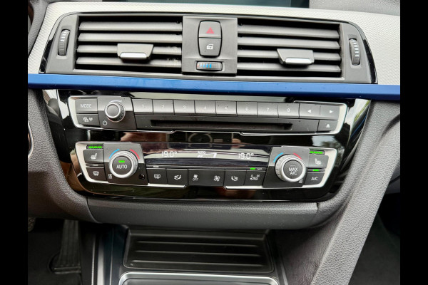 BMW 3 Serie Touring 320i M-Sport, Panorama (NL-auto NAP)