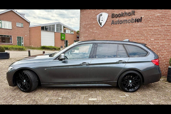BMW 3 Serie Touring 320i M-Sport, Panorama (NL-auto NAP)