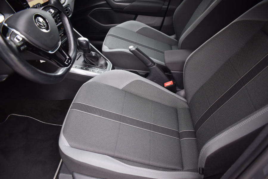 Volkswagen Polo 1.5 TSI Highline Business R / Automaat / Cruise C. / LED / Parkeerhulp / Bluetooth /