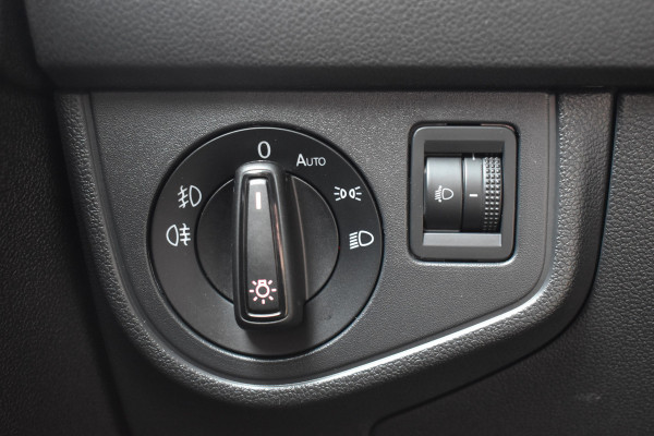 Volkswagen Polo 1.5 TSI Highline Business R / Automaat / Cruise C. / LED / Parkeerhulp / Bluetooth /