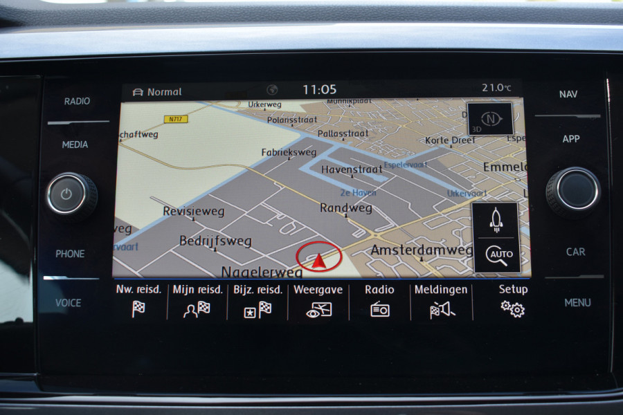 Volkswagen Polo 1.5 TSI Highline Business R / Automaat / Cruise C. / LED / Parkeerhulp / Bluetooth /