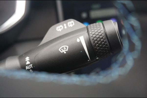 Lynk & Co 01 262PK NIEUW!! WINTERPACK | 360° CAMERA | ADAPTIEF | SCHUIFDAK! VERKOCHT