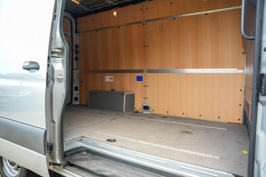 Mercedes-Benz Sprinter 317 1.9 CDI L2H2 RWD Navigatie Clima Camera Cruise DAB+ Stoelverw.
