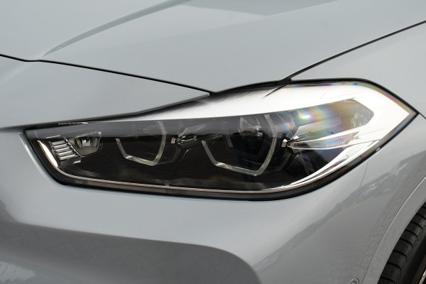 BMW X2 xDrive25e M-Sport Pano M-zetels HUD Camera El-klep 19inch