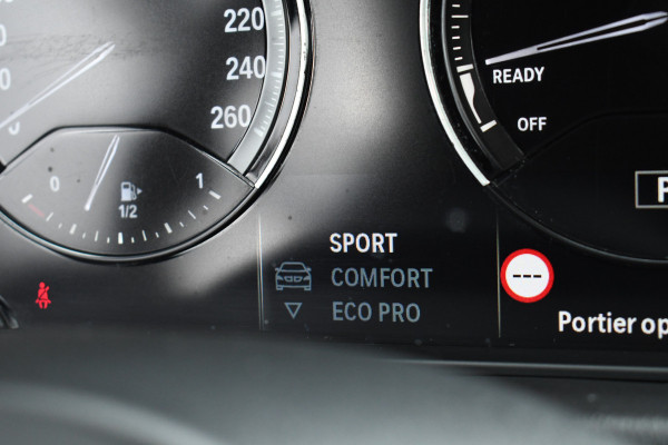 BMW X2 xDrive25e M-Sport Pano M-zetels HUD Camera El-klep 19inch
