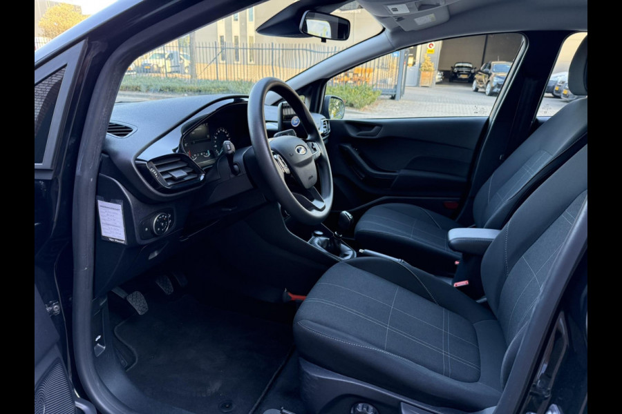 Ford Fiesta 1.0 EcoBoost / 95 PK / Navigatie + Apple-Carplay / Cruise Control / PDC Voor + Achter / 1e Eigenaar / NED-Fiesta