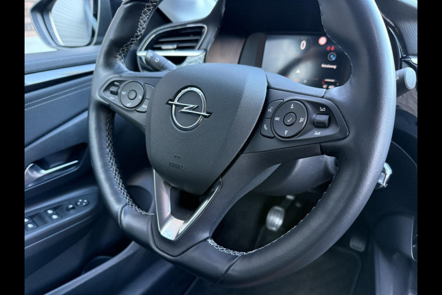 Opel Corsa 1.2 Elegance / 102 PK / Navi + Camera incl. Park-Pilot V+A / Multimedia Touchscreen / ALL-Season Banden