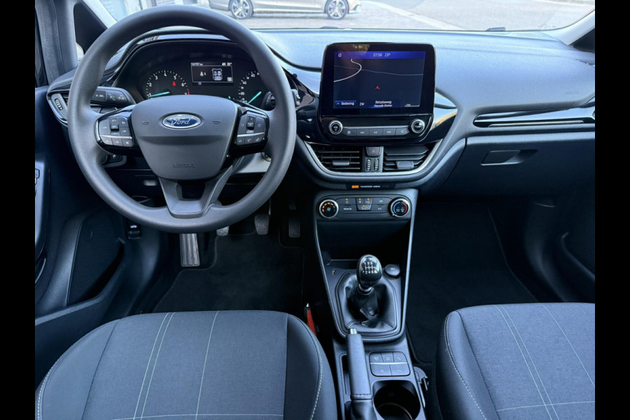 Ford Fiesta 1.0 EcoBoost / 95 PK / Navigatie + Apple-Carplay / Cruise Control / PDC Voor + Achter / 1e Eigenaar / NED-Fiesta
