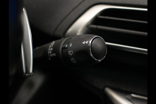 Peugeot 5008 1.2 PureTech Allure Sport (APPLE CARPLAY,NAVI,LED,CAMERA,360 VIEW,PDC,CRUISE,LANE,CLIMATE,LM VELGEN,NETTE STAAT)