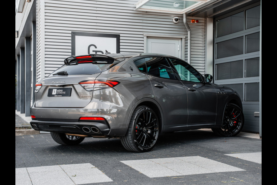 Maserati Levante 3.0 V6 Modena S | orig. NL | Panoramadak Maserati Levante 3.0 V6 Modena S | orig. NL | Panoramadak