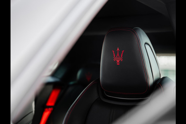 Maserati Levante 3.0 V6 Modena S | orig. NL | Panoramadak Maserati Levante 3.0 V6 Modena S | orig. NL | Panoramadak