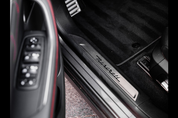 Maserati Levante 3.0 V6 Modena S | orig. NL | Panoramadak Maserati Levante 3.0 V6 Modena S | orig. NL | Panoramadak