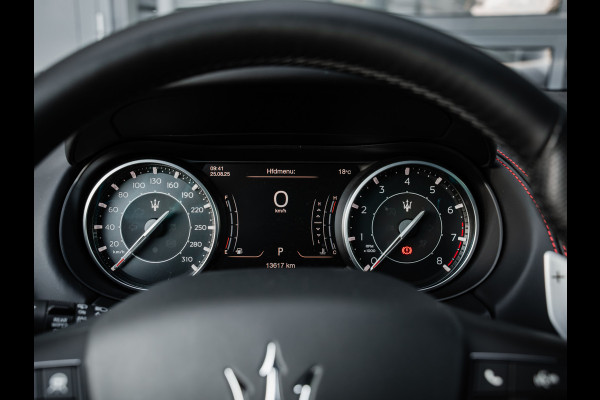 Maserati Levante 3.0 V6 Modena S | orig. NL | Panoramadak Maserati Levante 3.0 V6 Modena S | orig. NL | Panoramadak