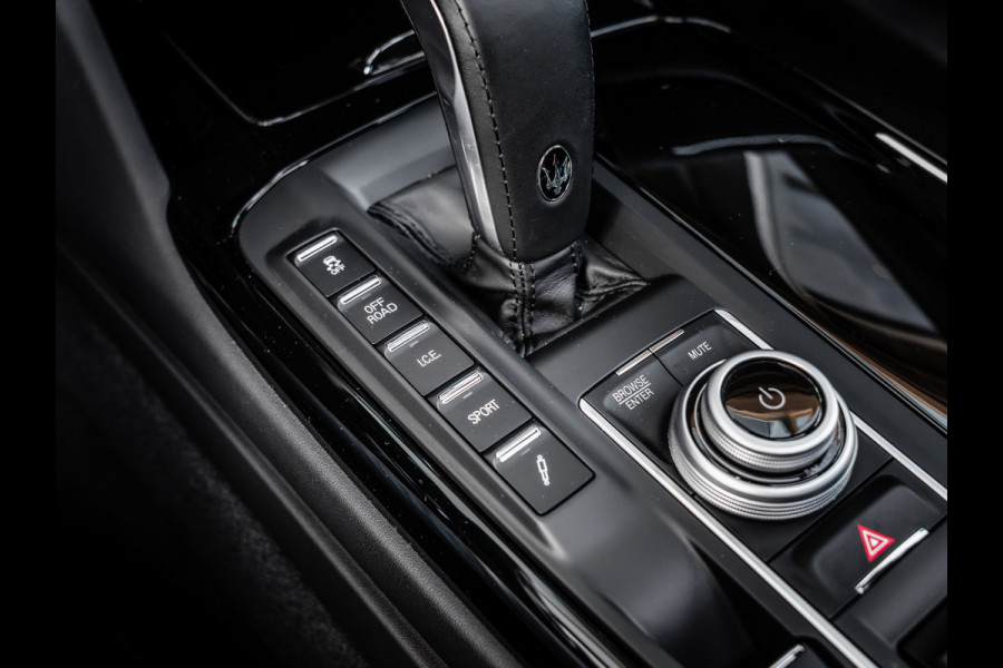 Maserati Levante 3.0 V6 Modena S | orig. NL | Panoramadak Maserati Levante 3.0 V6 Modena S | orig. NL | Panoramadak