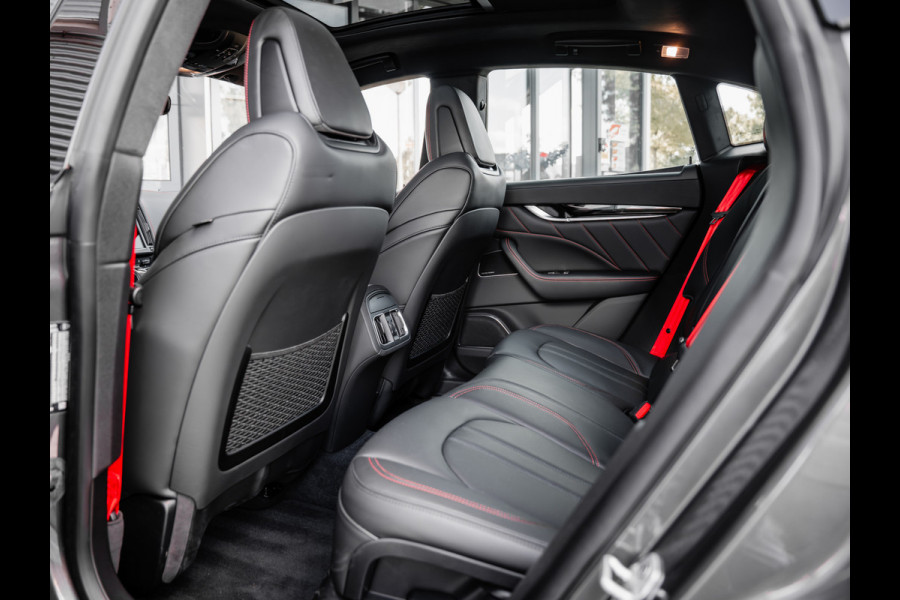 Maserati Levante 3.0 V6 Modena S | orig. NL | Panoramadak Maserati Levante 3.0 V6 Modena S | orig. NL | Panoramadak