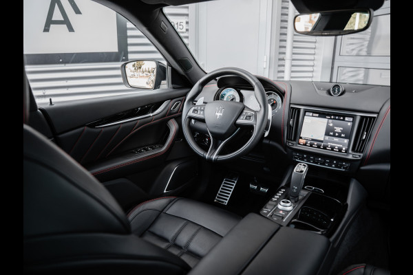 Maserati Levante 3.0 V6 Modena S | orig. NL | Panoramadak Maserati Levante 3.0 V6 Modena S | orig. NL | Panoramadak