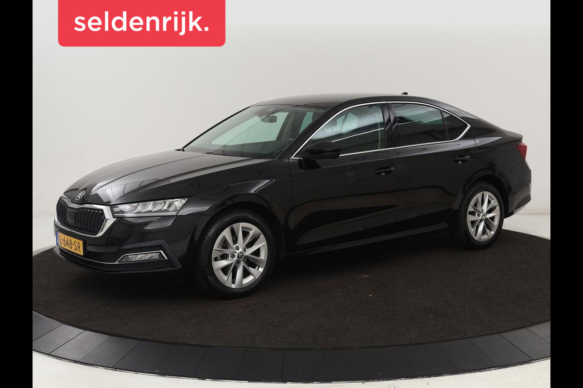 Škoda Octavia 1.0 TSI Business Edition | Camera | Carplay | Navigatie | Full LED | Parkeerhulp | Chrome Pakket | Cruise control | Digital Cockpit | 17'' lichtmetalen velgen Škoda Octavia 1.0 TSI Business Edition | Camera | Carplay | Navigatie | Full LED | Parkeerhulp | Chrome Pakket | Cruise control | Digital Cockpit | 17'' lichtmetalen velgen