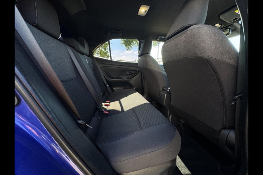 Toyota Yaris Cross 1.5 Hybrid Style STOEL/STUUR/VOORRUITVERWARMING / LED / CAMERA / ACC / LMV / ECC