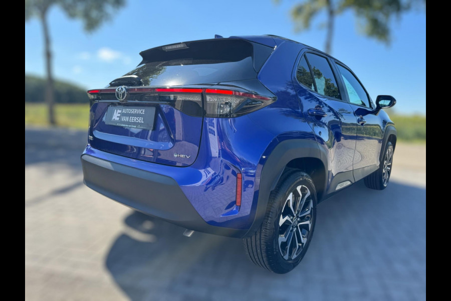 Toyota Yaris Cross 1.5 Hybrid Style STOEL/STUUR/VOORRUITVERWARMING / LED / CAMERA / ACC / LMV / ECC