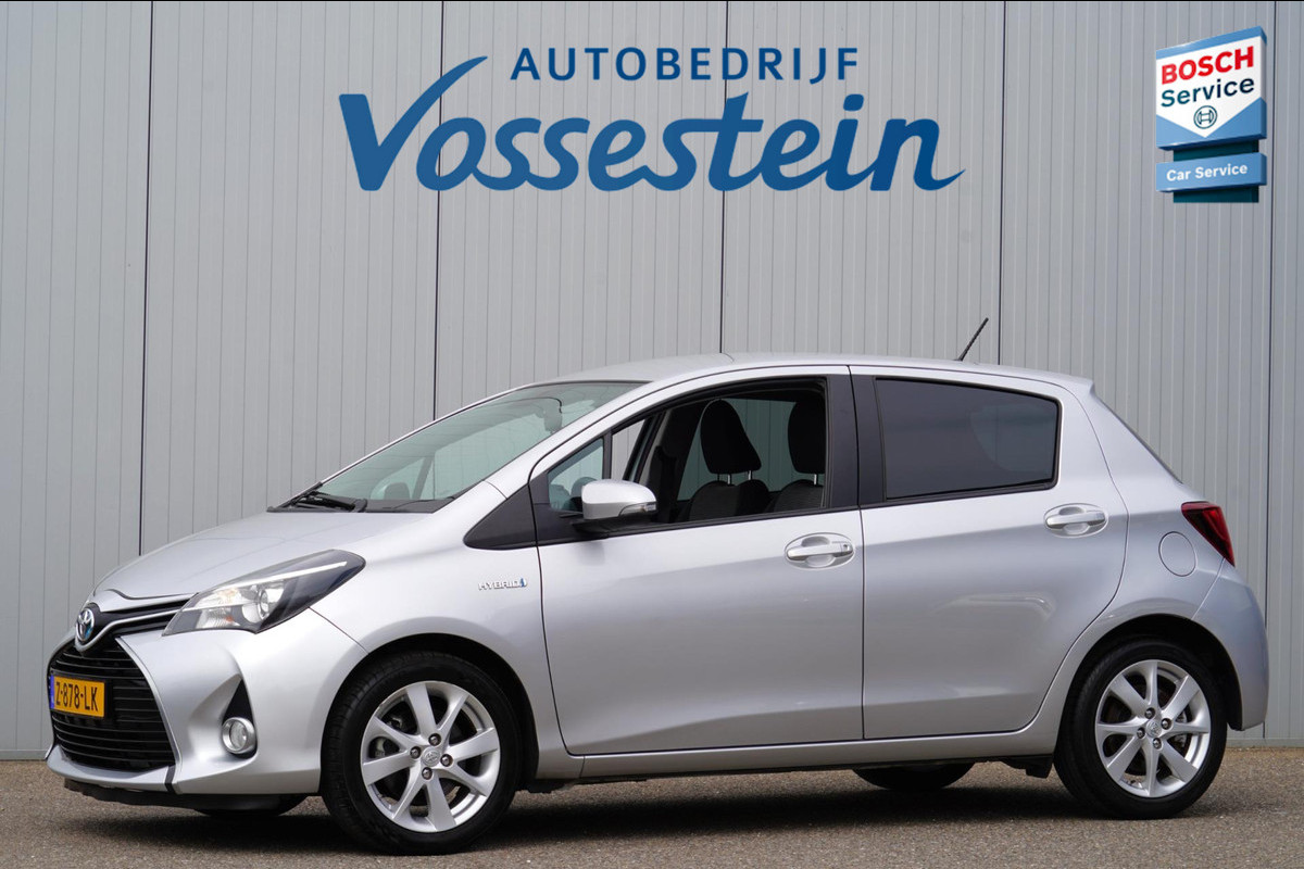 Toyota Yaris 1.5 Hybrid Dynamic / Camera / Navigatie / Privacy glas / Clima / 75dkm! Toyota Yaris 1.5 Hybrid Dynamic / Camera / Navigatie / Privacy glas / Clima / 75dkm!