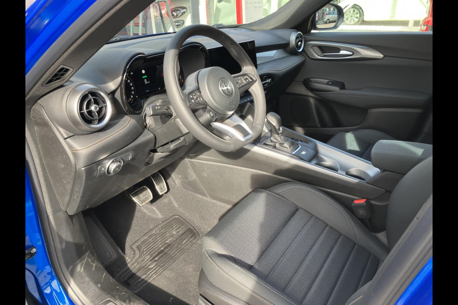 Alfa Romeo Tonale Plug-In Hybrid Q4 280pk Edizione Speciale | Technology Pack | Winter Pack | Blu Misano