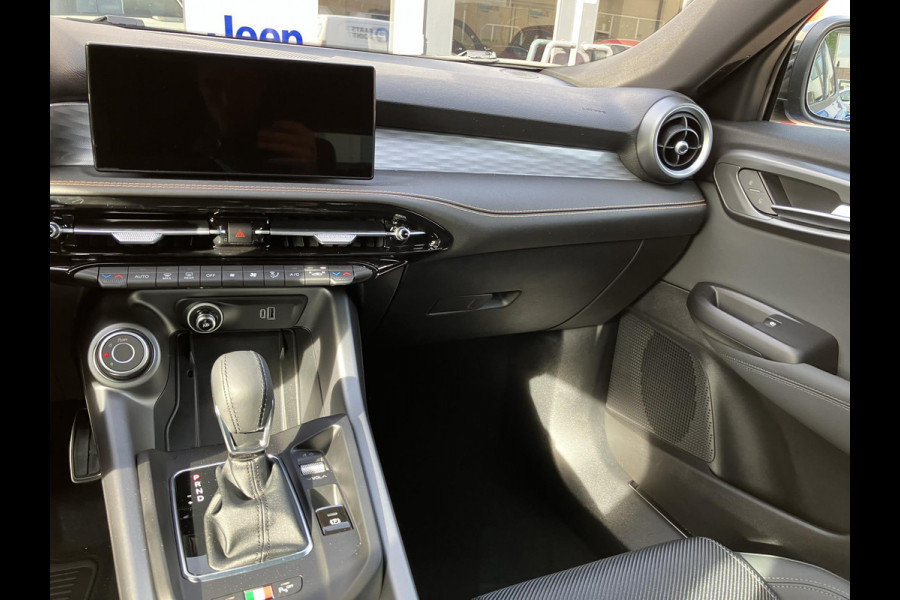 Alfa Romeo Tonale Plug-In Hybrid Q4 280pk Edizione Speciale | Technology Pack | Winter Pack | Blu Misano