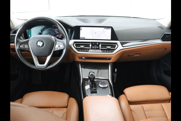 BMW 3-serie 320i Executive Edition | Leder | Stoelverwarming | Luxury Line | Sportstoelen | Carplay | Live Cockpit | Navigatie | Parkeerhulp | Full LED