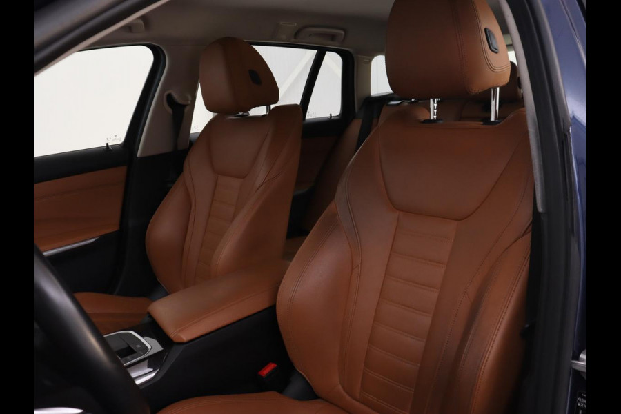 BMW 3-serie 320i Executive Edition | Leder | Stoelverwarming | Luxury Line | Sportstoelen | Carplay | Live Cockpit | Navigatie | Parkeerhulp | Full LED