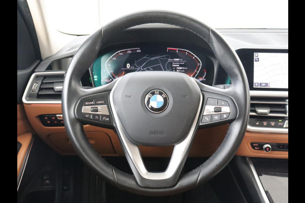 BMW 3-serie 320i Executive Edition | Leder | Stoelverwarming | Luxury Line | Sportstoelen | Carplay | Live Cockpit | Navigatie | Parkeerhulp | Full LED