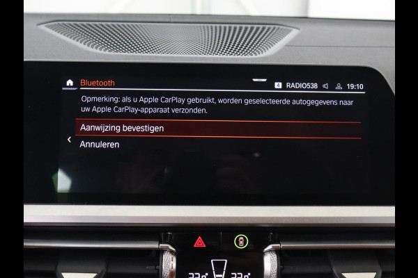 BMW 3-serie 320i Executive Edition | Leder | Stoelverwarming | Luxury Line | Sportstoelen | Carplay | Live Cockpit | Navigatie | Parkeerhulp | Full LED