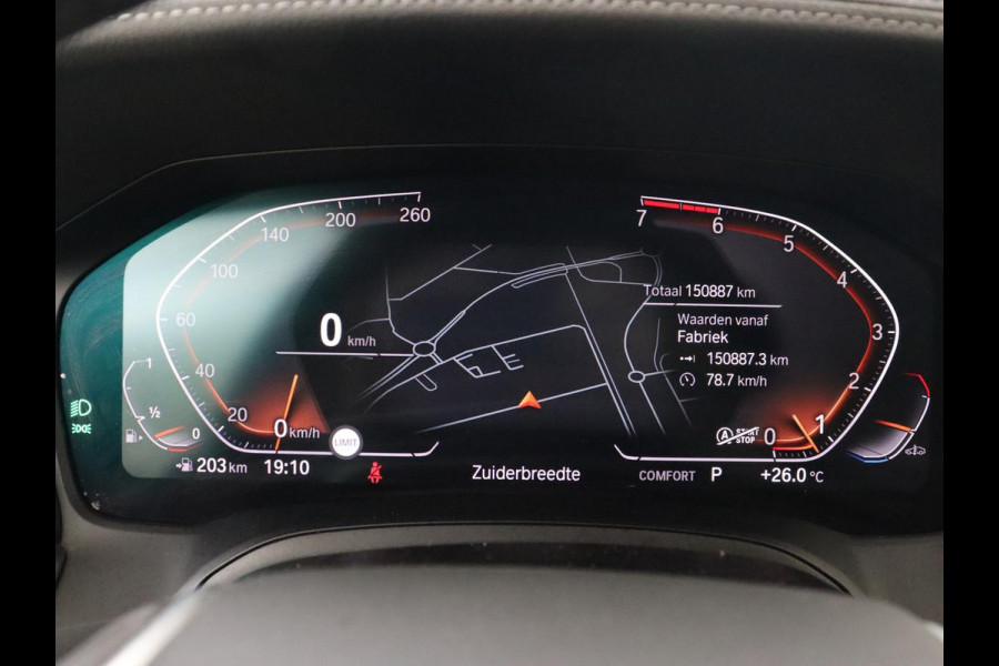 BMW 3-serie 320i Executive Edition | Leder | Stoelverwarming | Luxury Line | Sportstoelen | Carplay | Live Cockpit | Navigatie | Parkeerhulp | Full LED