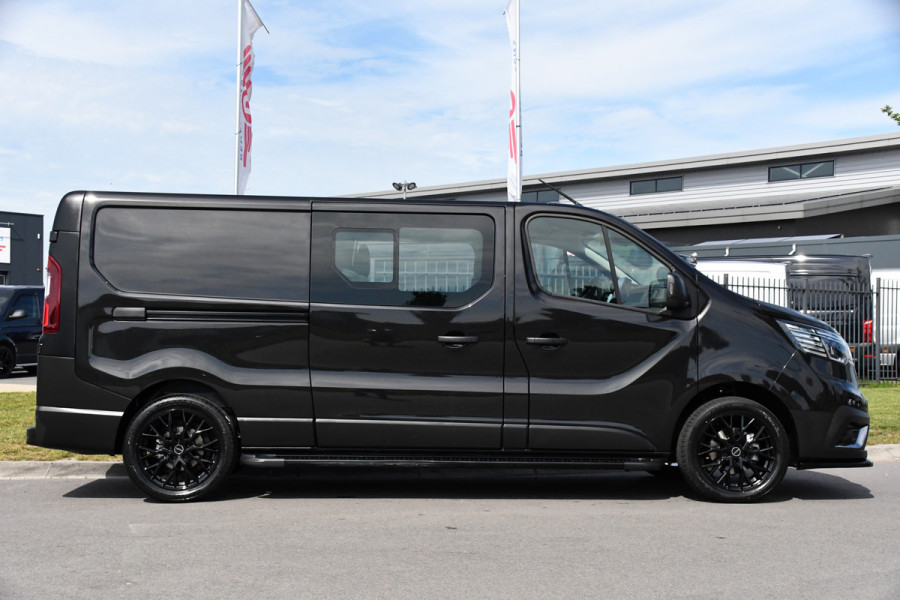 Renault Trafic 2.0 Blue dCi 170 L2H1 DC Black Edition Cruise, Carplay, 170pk, 2 x Schuifdeur, Multimedia, Automaat, Sensoren, Uniek!