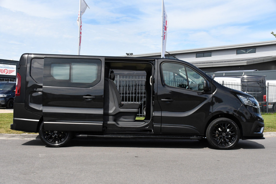 Renault Trafic 2.0 Blue dCi 170 L2H1 DC Black Edition Cruise, Carplay, 170pk, 2 x Schuifdeur, Multimedia, Automaat, Sensoren, Uniek!