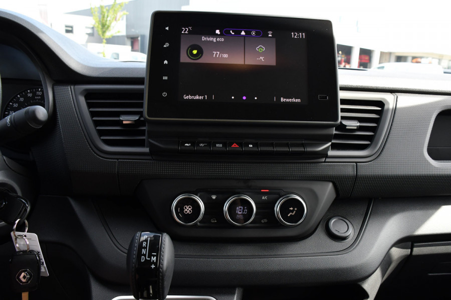 Renault Trafic 2.0 Blue dCi 170 L2H1 DC Black Edition Cruise, Carplay, 170pk, 2 x Schuifdeur, Multimedia, Automaat, Sensoren, Uniek!