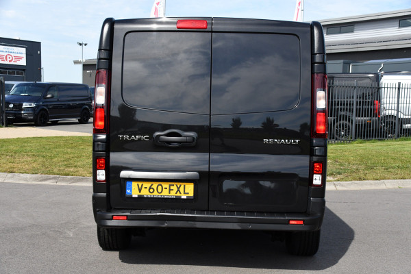 Renault Trafic 2.0 Blue dCi 170 L2H1 DC Black Edition Cruise, Carplay, 170pk, 2 x Schuifdeur, Multimedia, Automaat, Sensoren, Uniek!