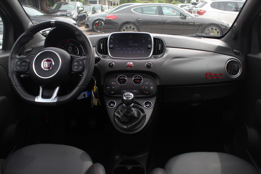 Fiat 500 1.0 Hybrid Sport / Panoramadak / Navigatie / Parkeerhulp achter / 16'' / Half leder / Xenon / Cruise Control