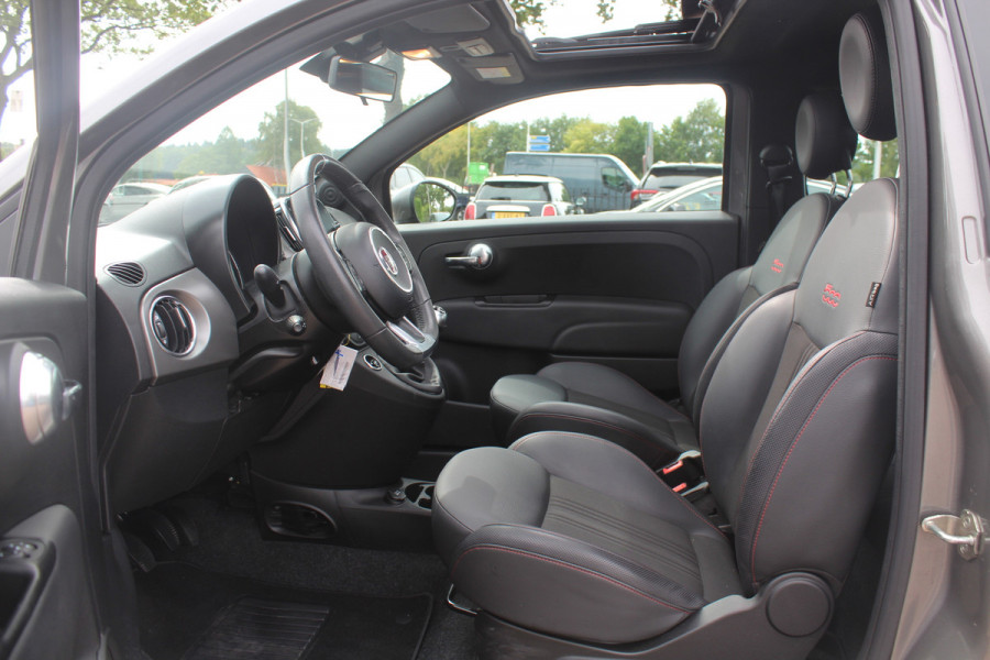 Fiat 500 1.0 Hybrid Sport / Panoramadak / Navigatie / Parkeerhulp achter / 16'' / Half leder / Xenon / Cruise Control