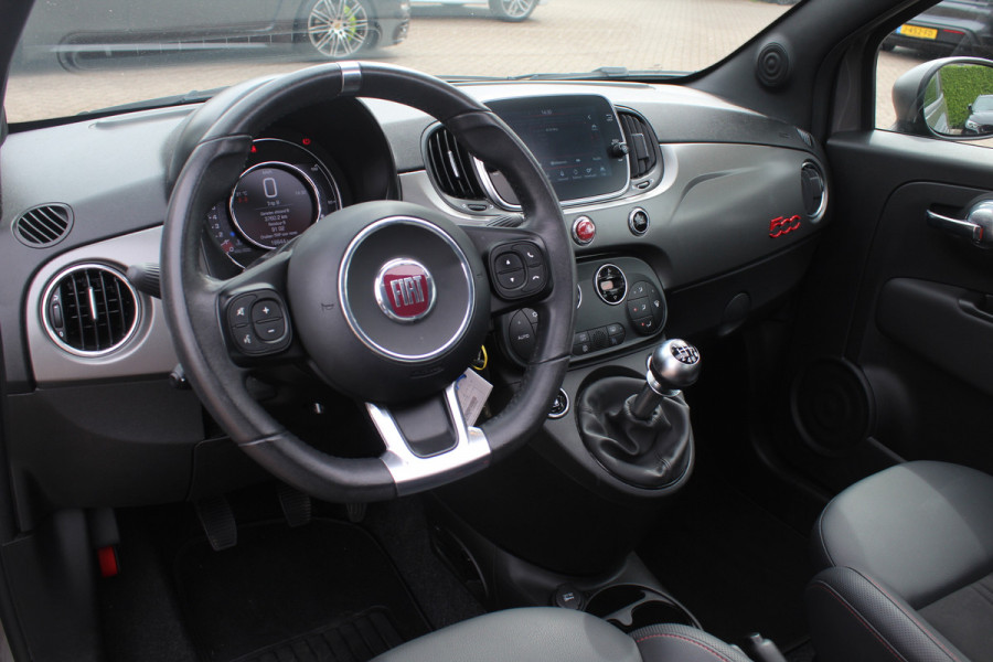 Fiat 500 1.0 Hybrid Sport / Panoramadak / Navigatie / Parkeerhulp achter / 16'' / Half leder / Xenon / Cruise Control