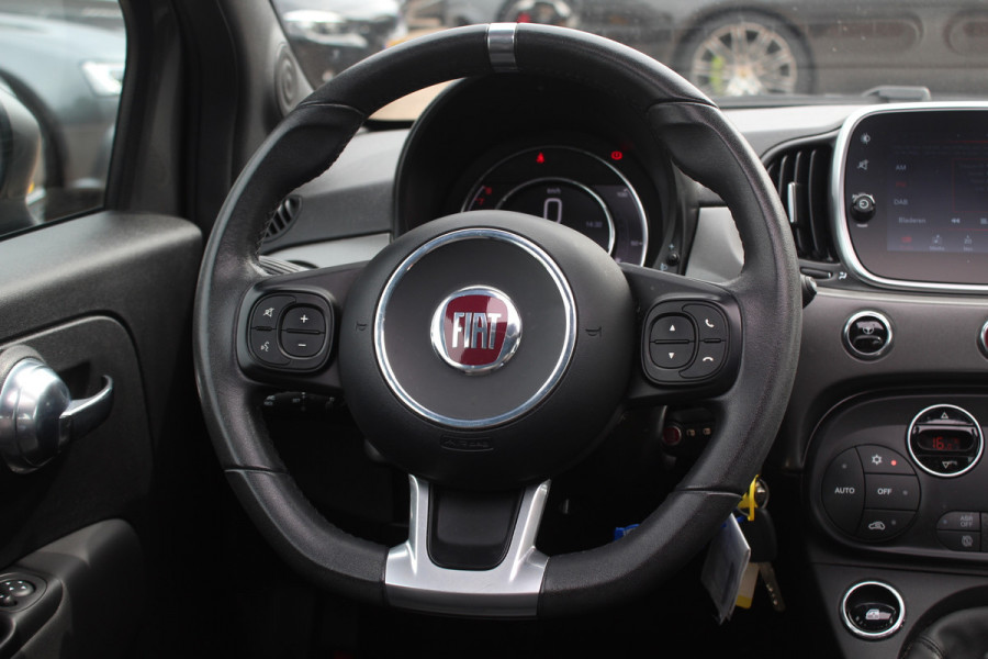 Fiat 500 1.0 Hybrid Sport / Panoramadak / Navigatie / Parkeerhulp achter / 16'' / Half leder / Xenon / Cruise Control