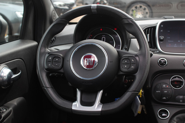 Fiat 500 1.0 Hybrid Sport / Panoramadak / Navigatie / Parkeerhulp achter / 16'' / Half leder / Xenon / Cruise Control