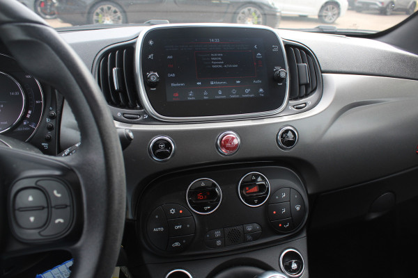 Fiat 500 1.0 Hybrid Sport / Panoramadak / Navigatie / Parkeerhulp achter / 16'' / Half leder / Xenon / Cruise Control