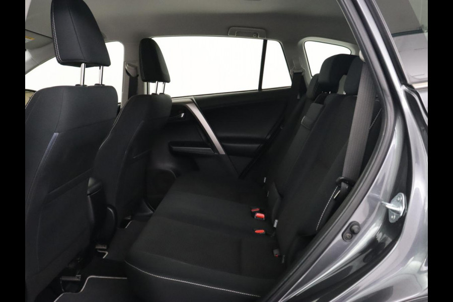 Toyota RAV4 2.5 Hybrid Dynamic | 1e eigenaar | 51.700km NAP | Trekhaak | Adaptive cruise | Camera | Climate control | Bluetooth