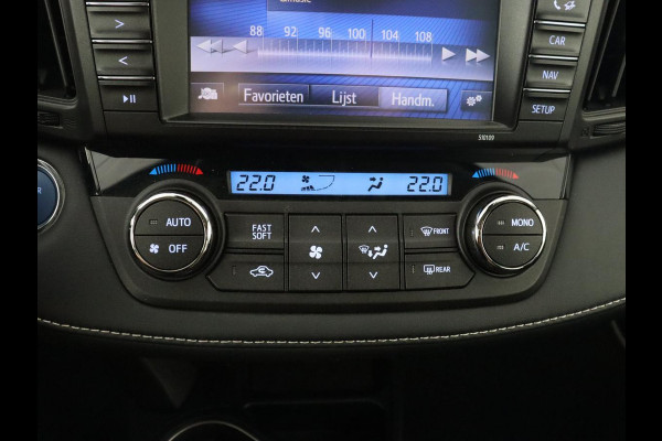 Toyota RAV4 2.5 Hybrid Dynamic | 1e eigenaar | 51.700km NAP | Trekhaak | Adaptive cruise | Camera | Climate control | Bluetooth