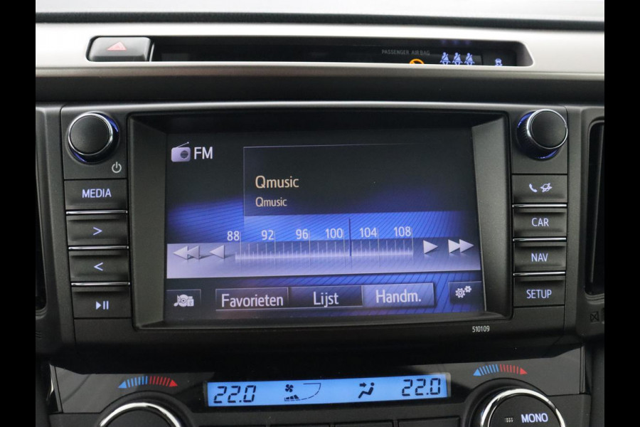 Toyota RAV4 2.5 Hybrid Dynamic | 1e eigenaar | 51.700km NAP | Trekhaak | Adaptive cruise | Camera | Climate control | Bluetooth