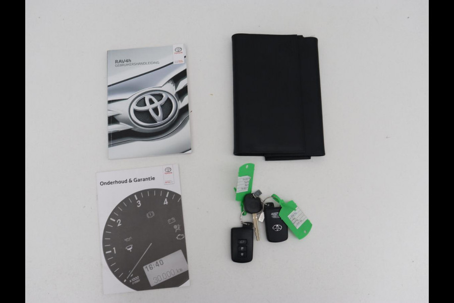Toyota RAV4 2.5 Hybrid Dynamic | 1e eigenaar | 51.700km NAP | Trekhaak | Adaptive cruise | Camera | Climate control | Bluetooth